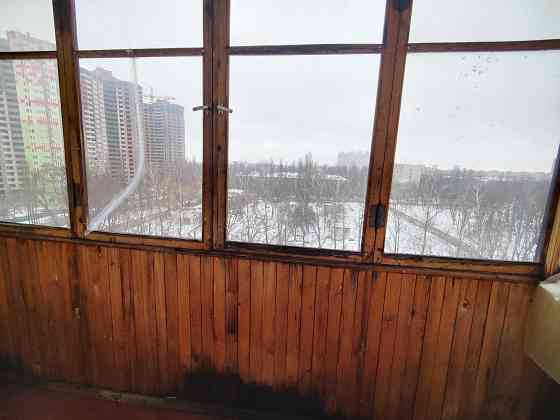 Семьи Сосниных (Дзюбы) 2А-продам 2к квартиру 45м2 на Борщаговке Київ