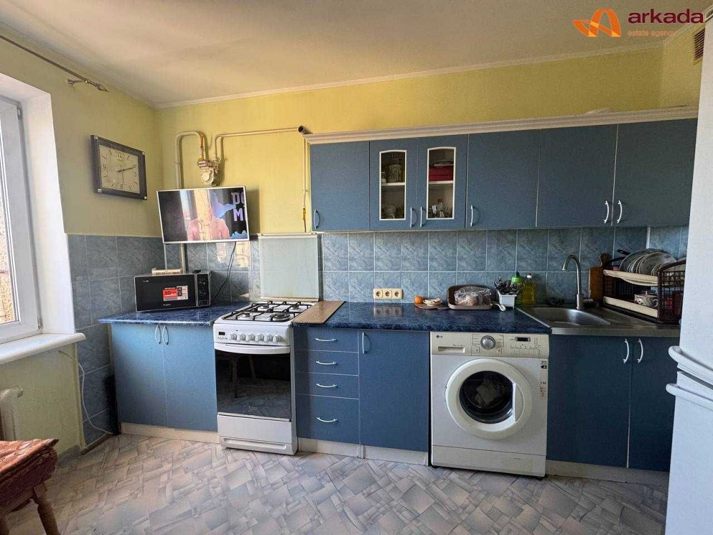 Продається простора одиничка Вул. Набережна Ивано-Франковск - изображение 4