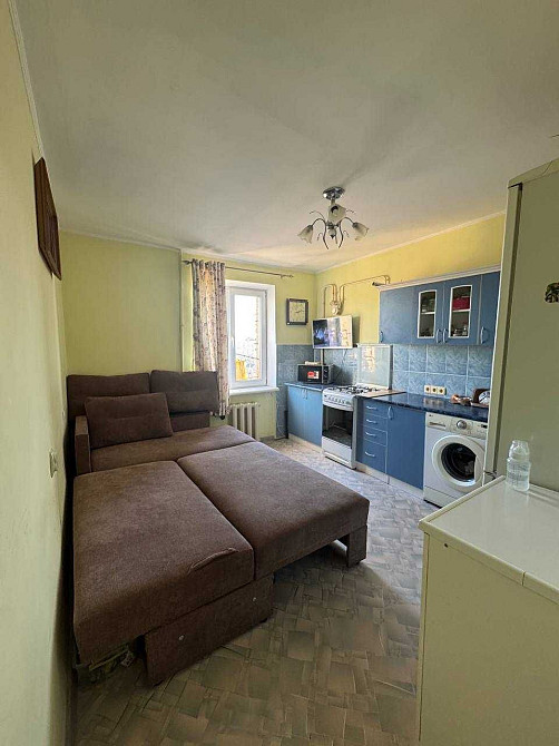 Продається простора одиничка Вул. Набережна Ивано-Франковск - изображение 1