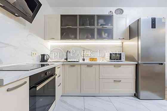 Продаж 1-кім.50м2  на вул. Сверстюка,6а Євроремонт Русанівка Київ