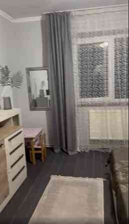 3 км вул.Зелена,окко,Особняк 1/2,паркінг,ц. 13000  грн Львів