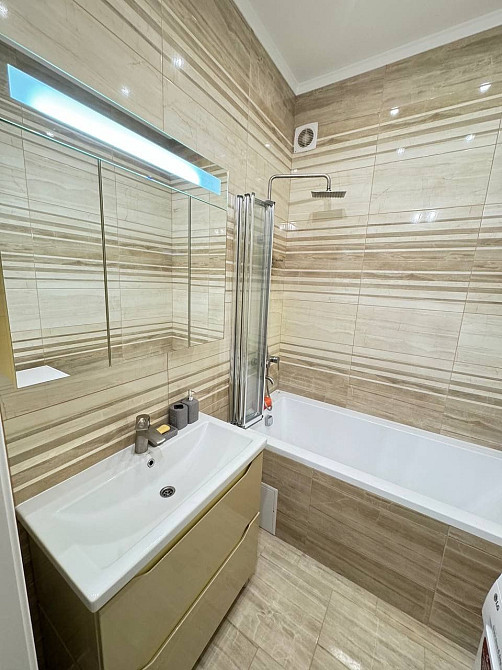 Здається в оренду кв-ра з свіжим ремонтом неподалік  маг Юск Ужгород - зображення 6