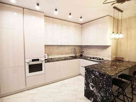 Оренда СУЧАСНОЇ 2-кім кв. 67м2 ЖК " AVALON " Чорновола 10 хв до центру Львів