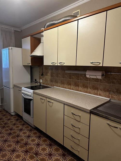 Продаж чудової добротної квартири з ремонтом без % Бровари - зображення 1