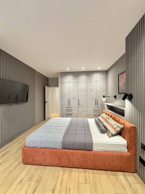 Інстаграмна 2 кімнатна квартира з ДИЗАЙНЕРСЬКИМ РЕМОНТОМ! Буча - изображение 2