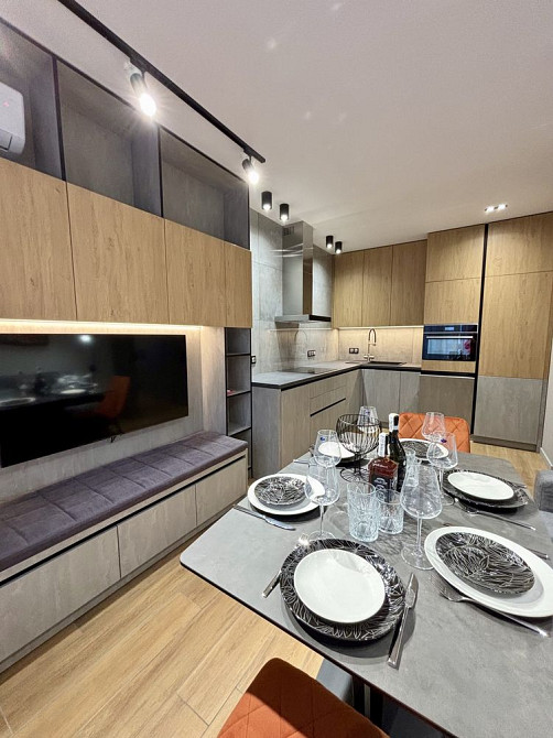 Інстаграмна 2 кімнатна квартира з ДИЗАЙНЕРСЬКИМ РЕМОНТОМ! Буча - изображение 8