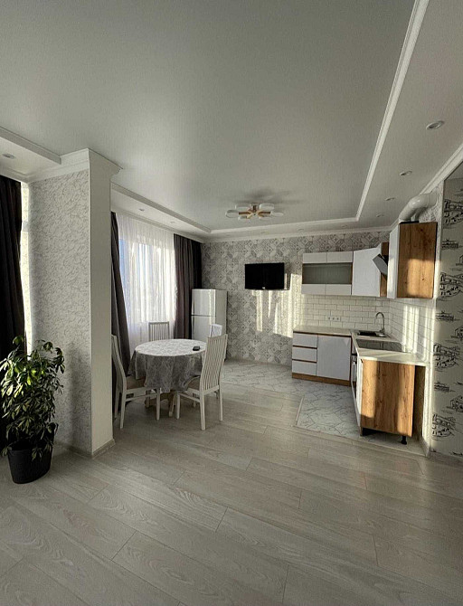 1 кімн квартира Заболотного/Сахарова Євроремонт, меблі, техніка Одеса - зображення 2