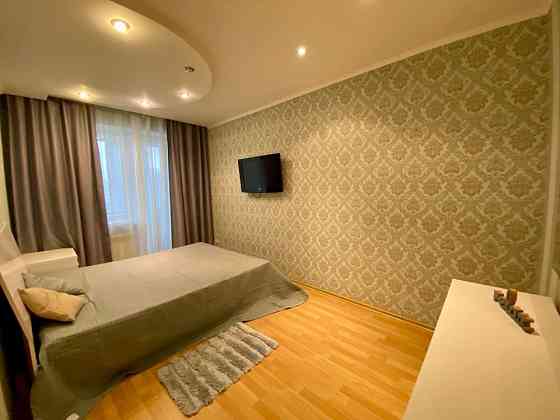 Оренда сучасної укомплектованої 2к на Пісках, новобудова Запоріжжя