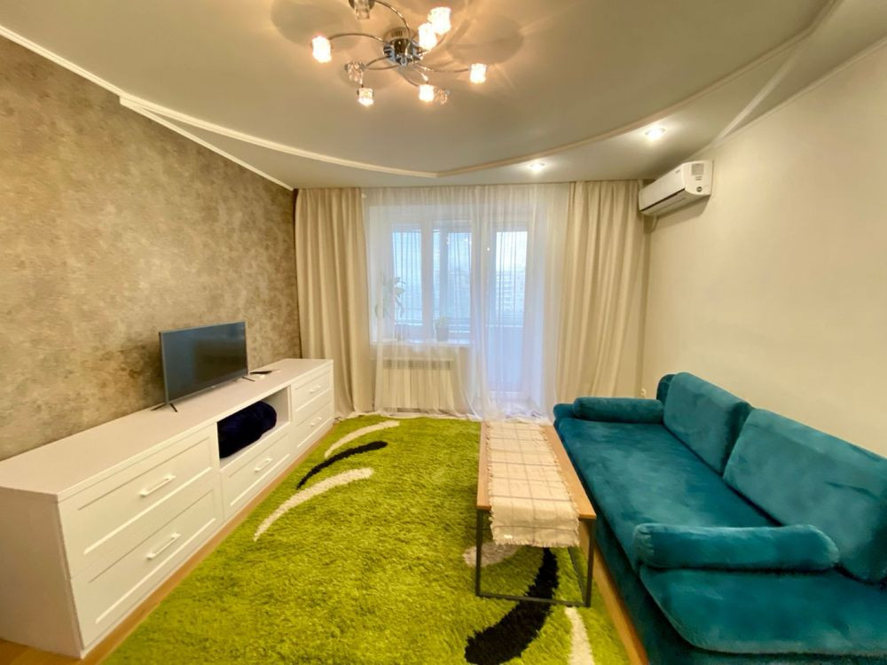 Оренда сучасної укомплектованої 2к на Пісках, новобудова Запоріжжя - зображення 1