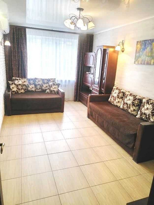 1 кв. пр. Университетский  (быв. Гагарина) Кривий Ріг - зображення 1