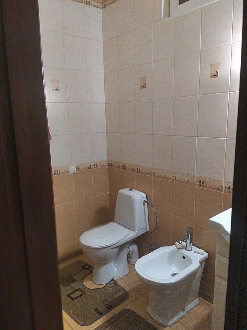 Здається кімната у приватному будинку біля школи №18. Черкаси - зображення 5