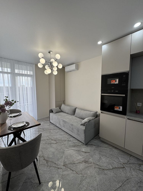 Новий якісний ремонт! Центр міста, є балкон, ГАЗове опалення. Ірпінь - зображення 1