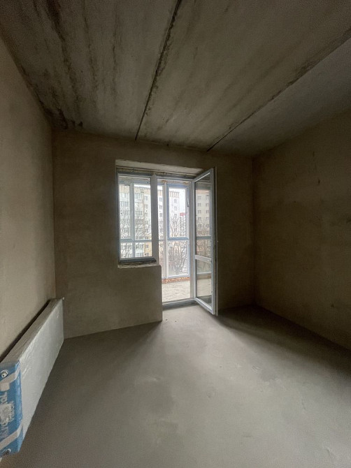 Продам ЗДАНУ однокімнатну квартиру! Ровно - изображение 6