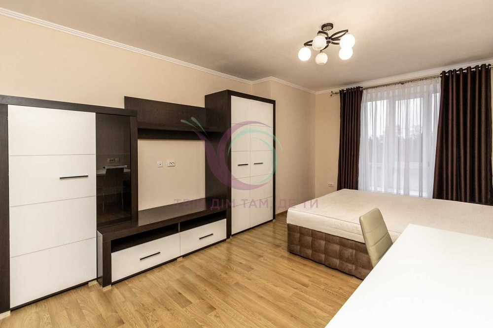 Продається, 3-к. 90.90 м², ЖК Паркова Алея Угорники - изображение 4