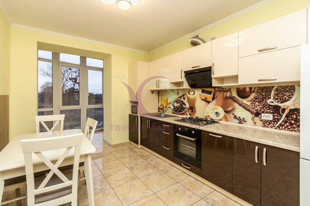 Продається, 3-к. 90.90 м², ЖК Паркова Алея Угорники - изображение 8