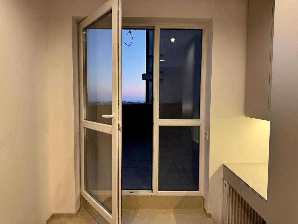 Продам сучасну простору  2 кімнатну квартиру з терасою. Ровно - изображение 7