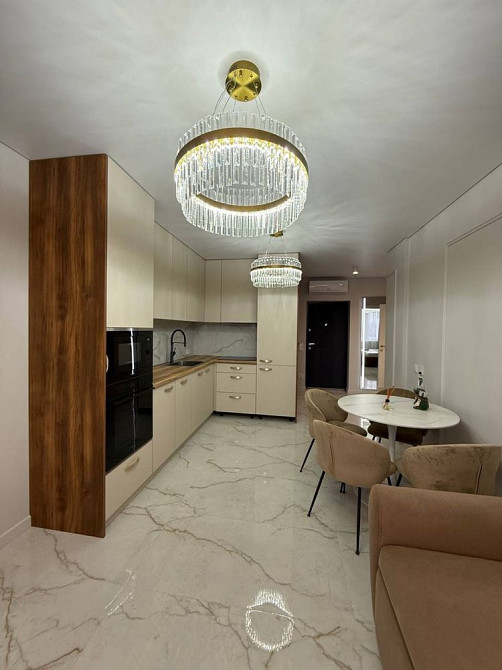 Продається сучасна 1,5 кімнатна квартира. Район Боздош Ужгород - изображение 1