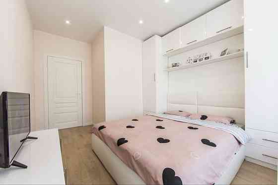 Оренда гарної квартири Central park Маккейна 7 Центр Олімпійська Київ