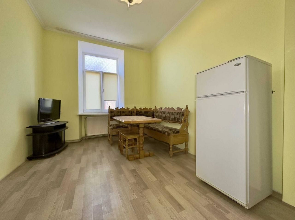 Продається 2 кімнатна квартира в Центрі Черновцы - изображение 4