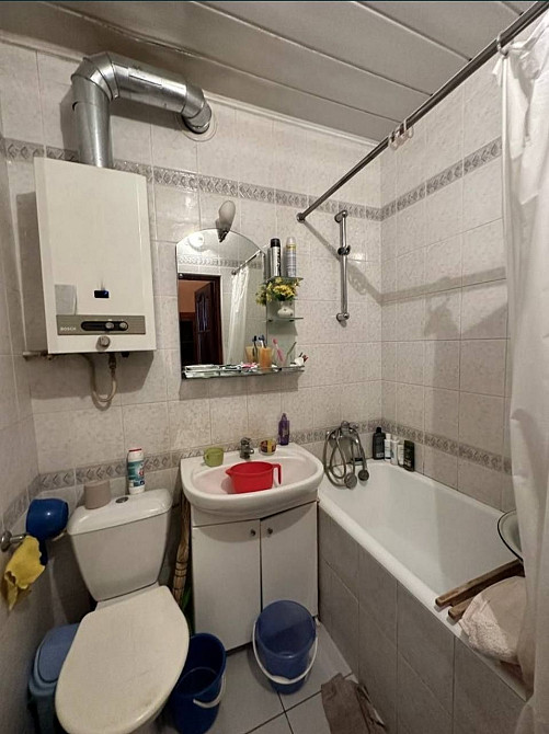 Продається 2 кімнатна квартира в самому центрі Черновцы - изображение 3