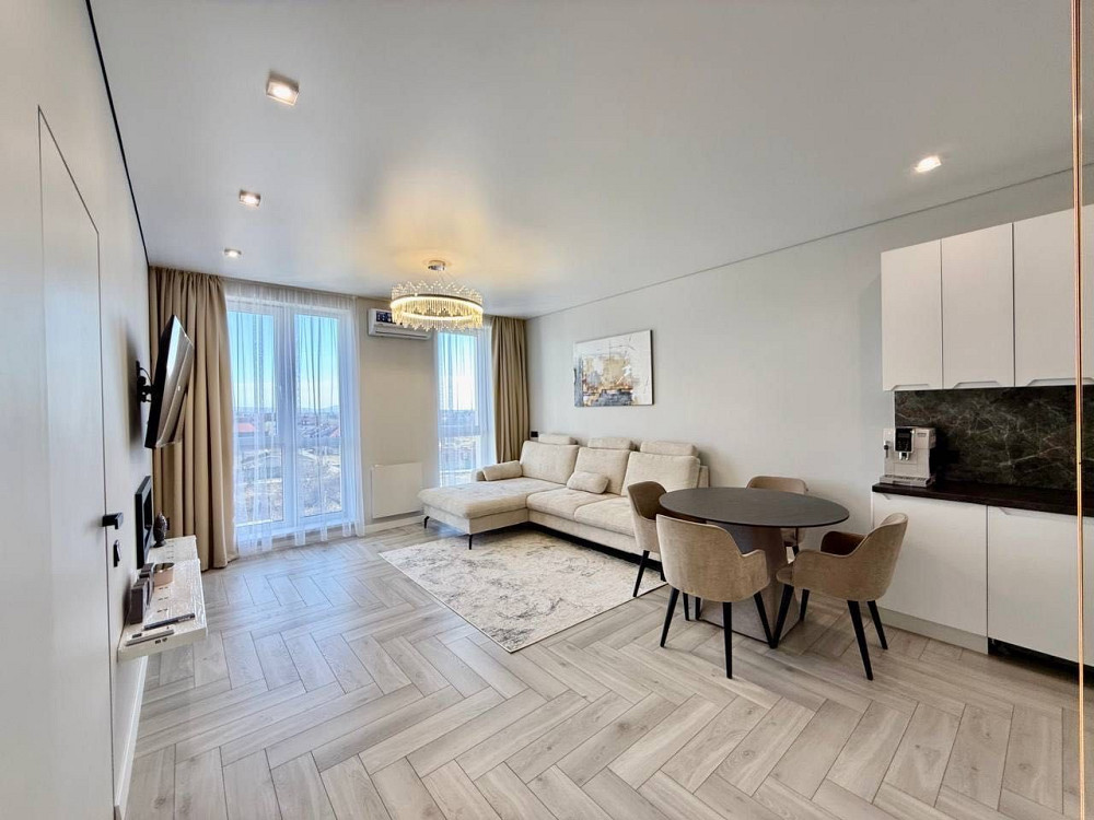 Без комісії! Від власника, ЖК КВАДРАТ з ремонтом! Вул. Волошина 24 Ужгород - изображение 2