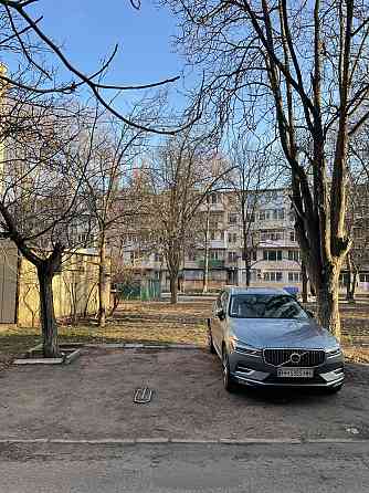 Продам квартиру на Черёмушках в кирпичном доме(риелторы не беспоить). Одесса