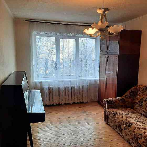 Продаж 3к на Гната Юри 18, біля ТЦ Квадрат, Борщагівка Киев