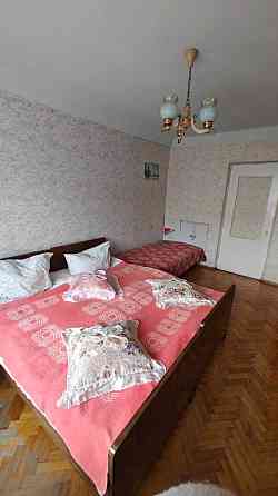 Оренда 2к квартири проспект Воскресенський 25а Київ