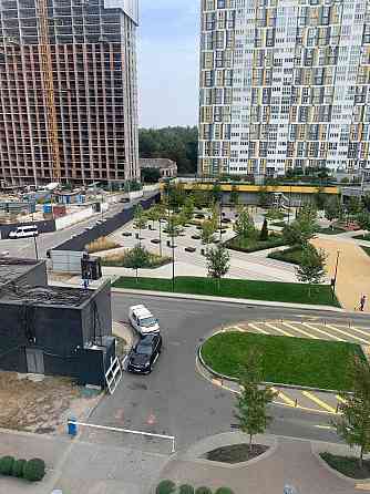 Русанівська Гавань, Микільсько-Слобідська 15, 136мкв Киев