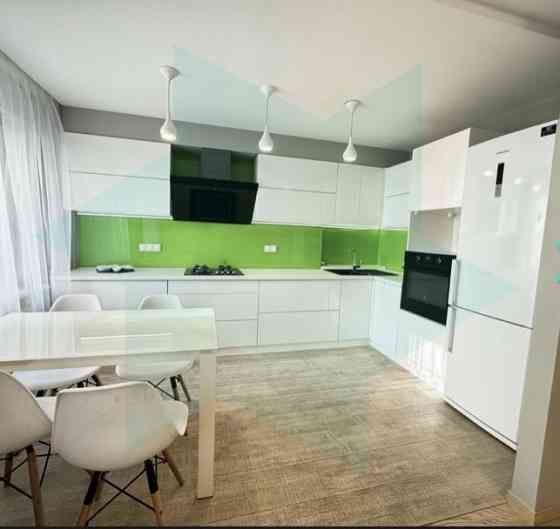 Продам 3 х ком с ремонтом, проспект Мира, Левобережный 3, Караван Дніпро