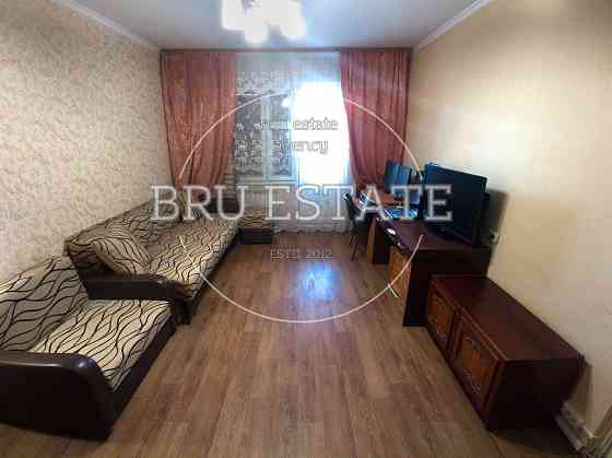 Продам 1 к вул.Бальзака 63 Троещина Киев