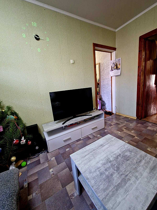 У продажу тепла 2кімнатна квартира 45м² в нагірній частині міста Кременчуг - изображение 1