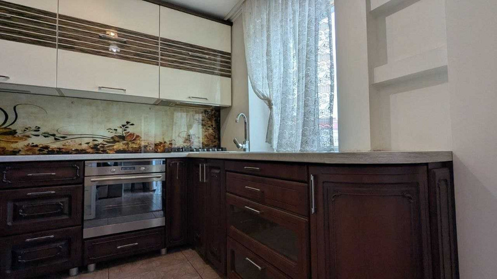 Оренда 2х кімн Центр Ровно - изображение 2