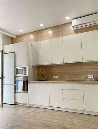 оренда СТИЛЬНОЇ квартири в сучасному ЖК Cardinal Палац Україна метро Київ