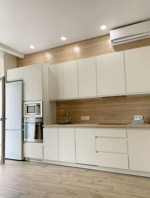 оренда СТИЛЬНОЇ квартири в сучасному ЖК Cardinal Палац Україна метро Київ - зображення 2