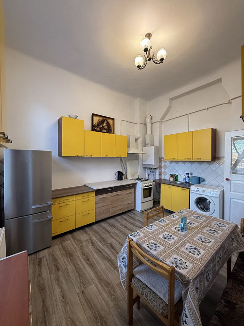 2 комнатная ЦЕНТР ул. Капеланская 65м2 Котел ! Черновцы - изображение 2