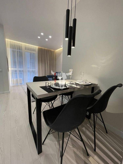 Инвертор Французский квартал 2 Маккейна 1б Предславинская французький Київ - зображення 6