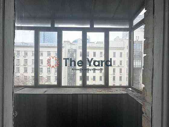 Продаж 3к квартири ПІД РЕМОНТ ! за адресою вул. Шота Руставелі, 10 Київ