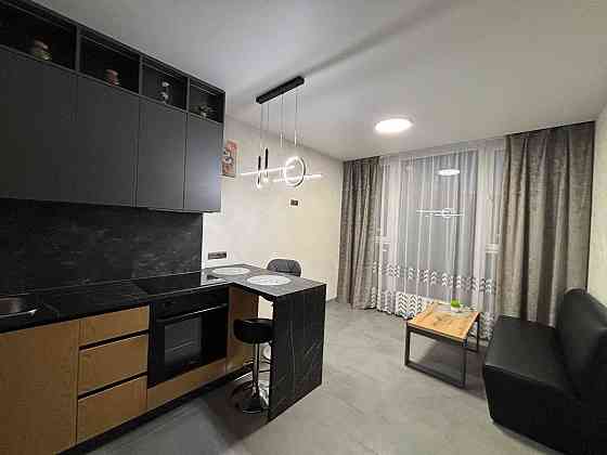 Продам 3 комнатную квартиру 70м2 Ремонт. Кухня студия 65500$ Одесса