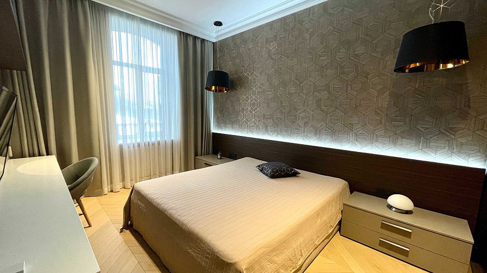 Велика 1К з новим ремонтом 62м2 Центр Володимирська Андріївський узвіз Київ - зображення 2