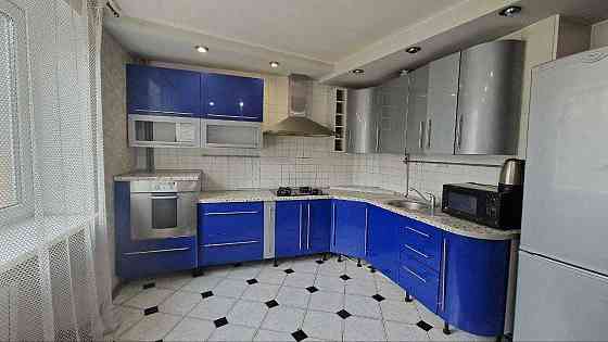 Продам 2к квартиру на Александра Поля Днепр