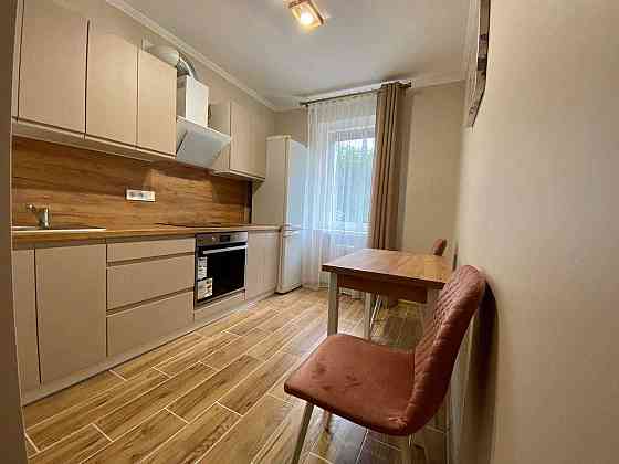 Двокімнатна квартира на Райдужній. Низький поверх! Київ