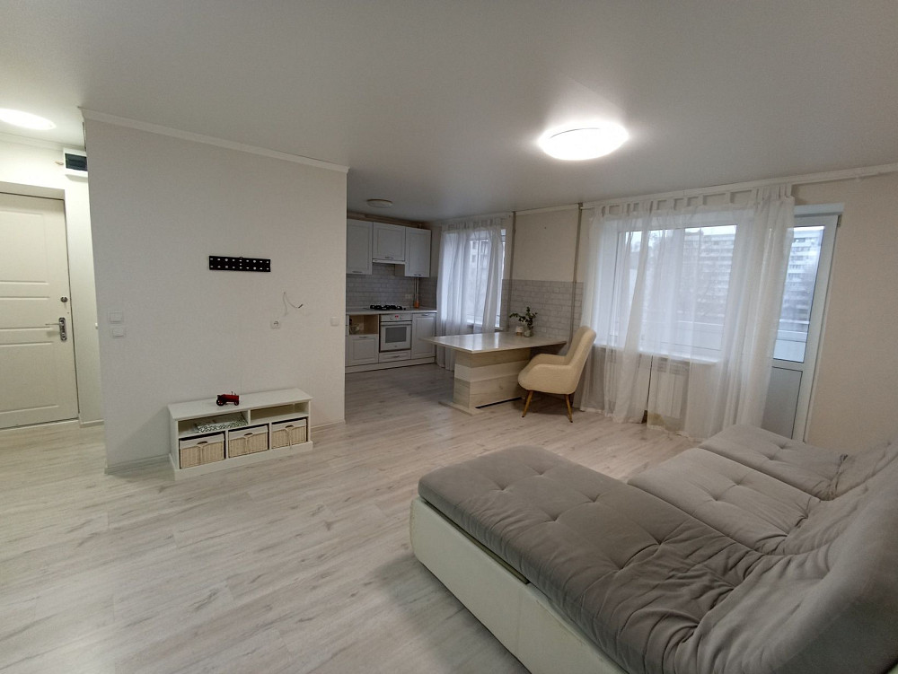 Оренда 3к. квартири в Олександрівському р-ні. 5/9. Запоріжжя - зображення 1