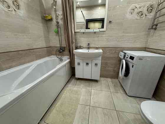 2 кімнатна квартира. Сучасний ремонт, облаштована меблями та технікою Кропивницкий