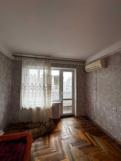 Продам 1 к. квартиру по вул. Комарова, Комунарський район. Запоріжжя - зображення 4