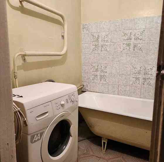 2-х комнатная на Добровольского, средний этаж, газовый дом Одеса