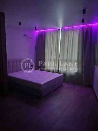 ЦЕНТР історичний ЖК Podil Plaza Глибочицька 73  МЕТРО 7 хвилин пішки Київ