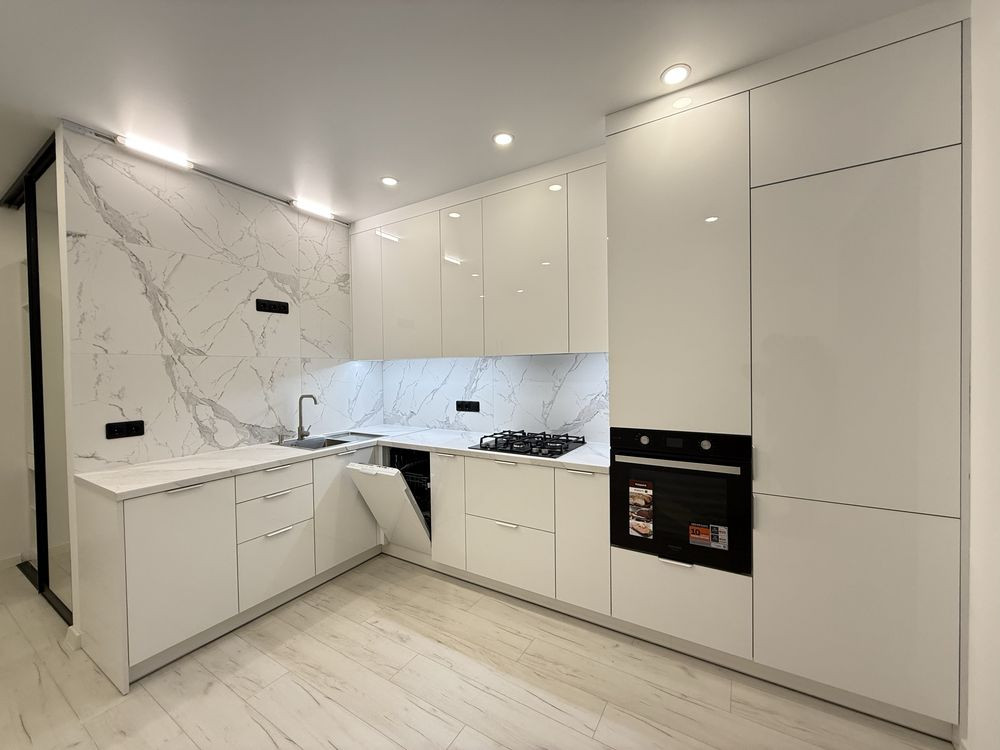 1-Кімнатна «На Щасливому» Є Все! Меблі, побутова техніка! Ровно - изображение 1