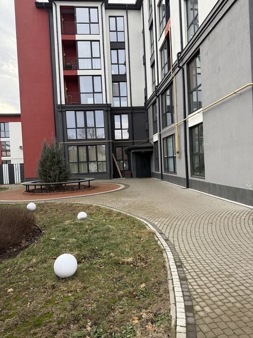 Квартира 40 м2 з балконом в обжитому будинку ! Податки 2%! Гостомель - изображение 1