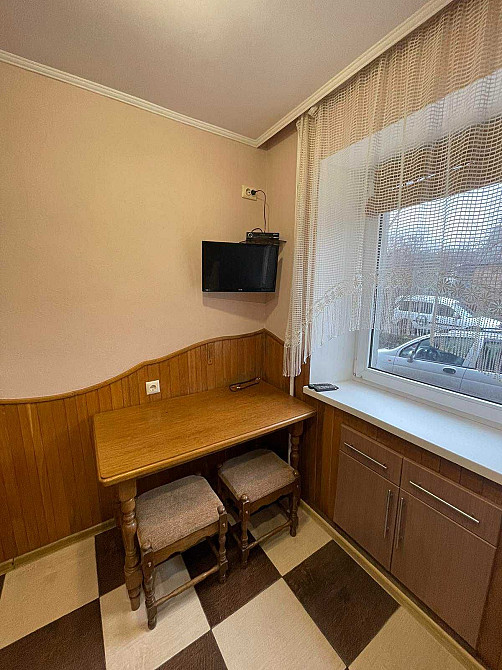 Оренда двохкімнатної квартири в центрі міста біля парку Ровно - изображение 4